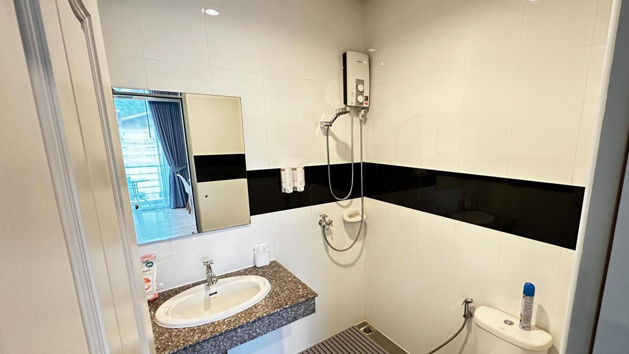 끄라비 Auriflex House B&B 외부 사진